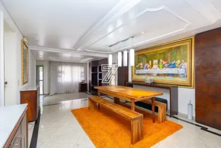 Casa com 4 Quartos à venda, 571m² no Bigorrilho, Curitiba