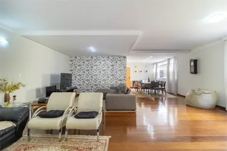 Casa com 4 Quartos à venda, 381m² no Sumaré, São Paulo