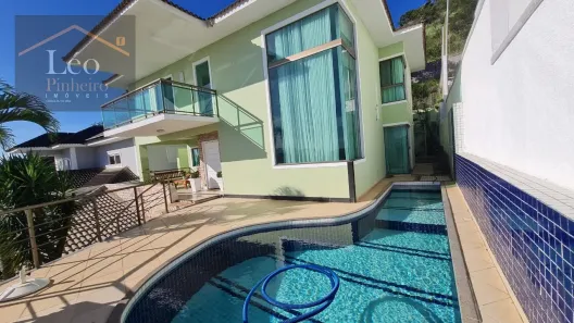 Casa de Condomínio com 4 Quartos à venda, 325m² no Imboassica, Macaé