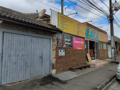 Sobrado com 3 Quartos à venda, 359m² no Maracanã, Colombo