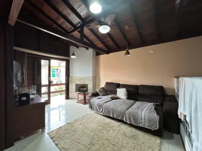Casa com 4 Quartos à venda, 127m² no Ingleses do Rio Vermelho, Florianópolis