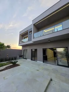 Casa de Condomínio com 3 Quartos à venda, 210m² no Vila Urupês, Suzano