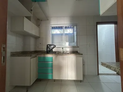 Casa com 2 Quartos para alugar, 75m² no Engenho Pequeno, Nova Iguaçu