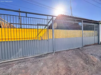 Casa com 3 Quartos à venda, 150m² no Santa Maria, Brasília