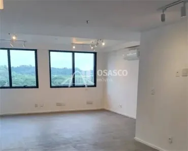Sala Comercial à venda, 130m² no Alto de Pinheiros, São Paulo