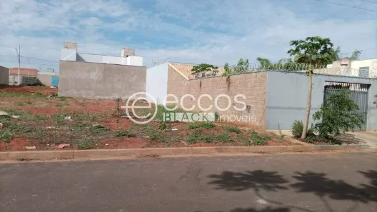 Lote/Terreno à venda, 250m² no Minas Gerais, Uberlândia