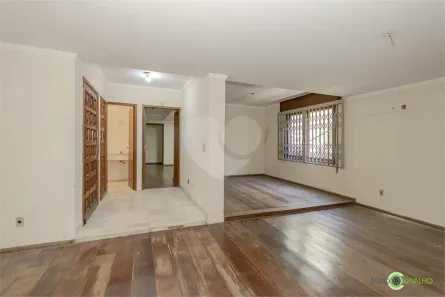 Casa com 6 Quartos à venda, 363m² no Auxiliadora, Porto Alegre