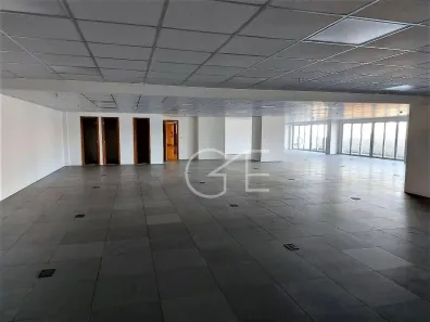Sala Comercial para alugar, 385m² no Centro, Santos