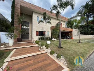 Casa com 6 Quartos à venda, 586m² no Jardins Paris, Goiânia