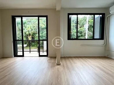 Apartamento com 2 Quartos à venda, 96m² no Coqueiros, Florianópolis