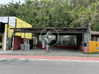 Galpão/Depósito/Armazém para venda ou aluguel, 331m² no Perequê Açu, Ubatuba