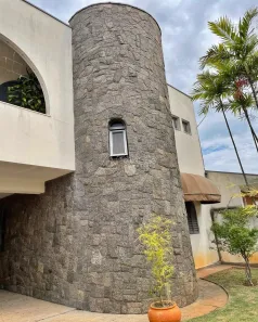 Sobrado com 3 Quartos à venda, 432m² no Vila Nogueira, Campinas