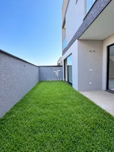 Casa com 3 Quartos à venda, 219m² no Santa Cândida, Curitiba