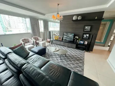 Apartamento com 2 Quartos para alugar, 80m² no Centro, Balneário Camboriú