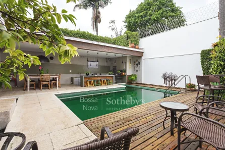 Casa com 4 Quartos à venda, 382m² no Granja Julieta, São Paulo