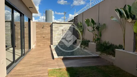 Casa de Condomínio com 4 Quartos à venda, 200m² no Jardim Botânico, Uberlândia