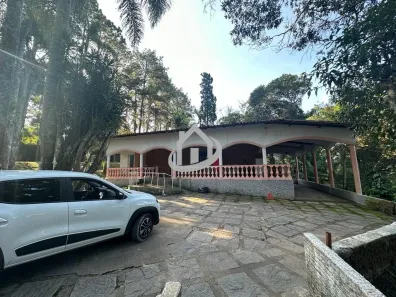 Fazenda/Sítio com 3 Quartos à venda, 768m² no Maria Imaculada, Embu das Artes