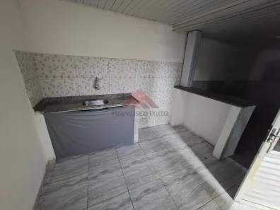 Casa com 1 Quarto para alugar, 47m² no Boa Vista, São Gonçalo