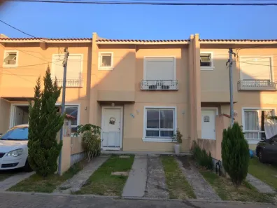 Sobrado com 2 Quartos à venda, 85m² no Central Park, Cachoeirinha