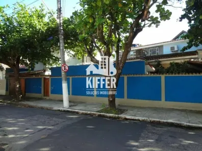 Casa com 6 Quartos para alugar, 379m² no São Francisco, Niterói