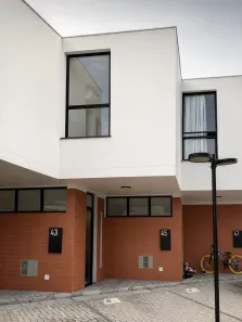 Sobrado com 2 Quartos à venda, 79m² no Itaguá, Ubatuba