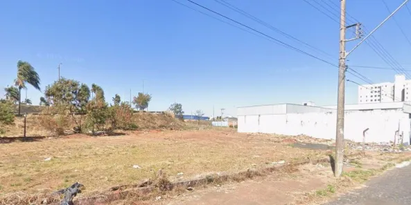 Lote/Terreno à venda, 2651m² no Marta Helena, Uberlândia