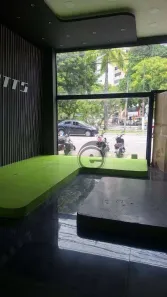Prédio Comercial para alugar, 400m² no Vila Mathias, Santos