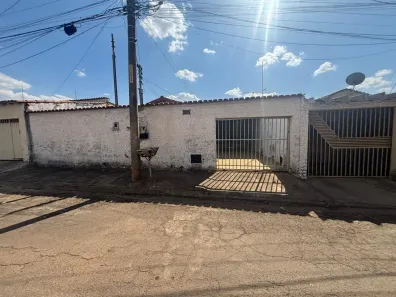 Casa com 3 Quartos à venda, 156m² no Setor Novo Horizonte, Goiânia