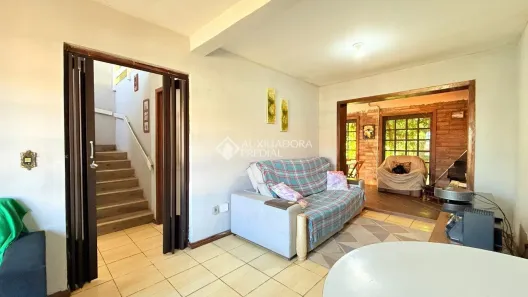 Casa com 4 Quartos à venda, 200m² no Vila Nova, Porto Alegre