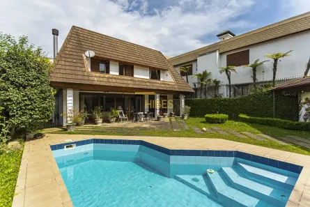 Casa com 4 Quartos à venda, 376m² no Vista Alegre, Curitiba