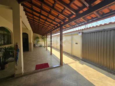 Casa com 3 Quartos à venda, 120m² no Belvedere, Divinópolis