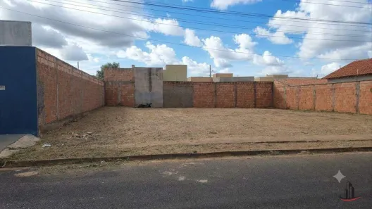 à venda, 400m² no Loteamento Antônio Caiado, Uberaba