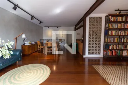 Casa com 4 Quartos à venda, 300m² no Vila Pirajussara, São Paulo