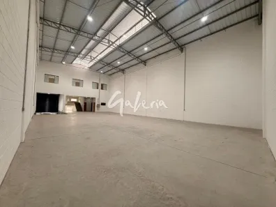 Galpão/Depósito/Armazém para alugar, 640m² no Jardim São Caetano, São Caetano do Sul