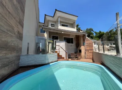 Casa com 4 Quartos à venda, 210m² no Freguesia (Jacarepaguá), Rio de Janeiro