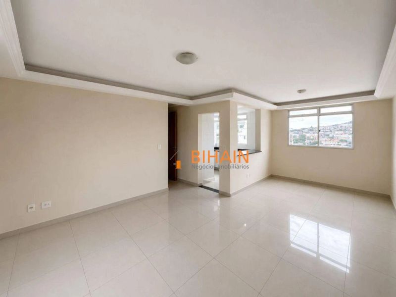 Apartamento com 3 quartos — Carlos Prates, Belo Horizonte