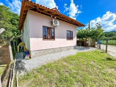 Casa com 3 Quartos à venda, 80m² no Guabiruba Sul, Guabiruba