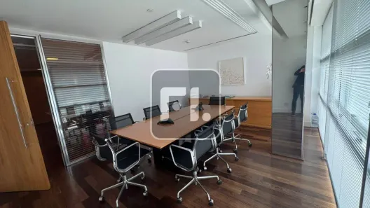 Sala Comercial para alugar, 400m² no Vila Olímpia, São Paulo