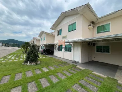 com 3 Quartos à venda, 9039m² no Forquilhas, São José