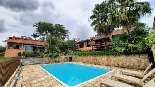 Casa com 3 Quartos à venda, 322m² no Parque Guadalajara, Juiz de Fora