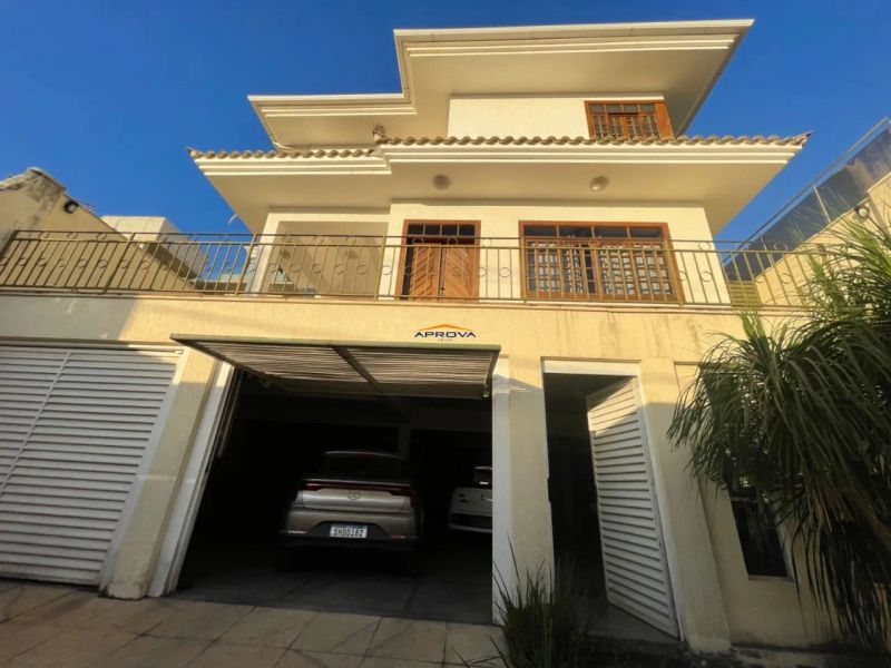Casa em condomínio com 5 quartos — Paquetá, Belo Horizonte