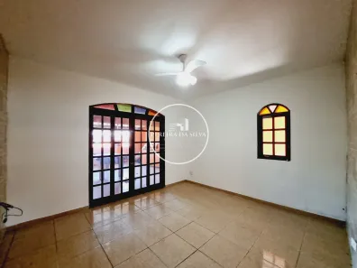 Sobrado com 3 Quartos à venda, 180m² no Chácara Santa Maria, São Paulo
