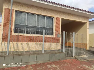 Casa com 3 Quartos à venda, 194m² no Centro, Itapetininga