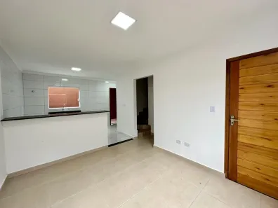 Casa de Condomínio com 2 Quartos para venda ou aluguel, 69m² no Quietude, Praia Grande