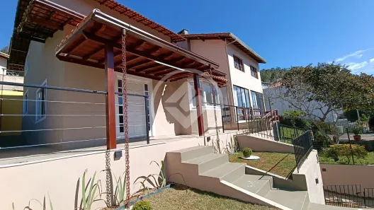 Casa de Condomínio com 3 Quartos à venda, 100m² no Albuquerque, Teresópolis