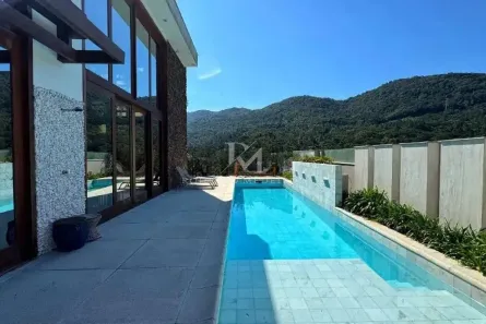 Casa de Condomínio com 4 Quartos à venda, 458m² no Itacorubi, Florianópolis