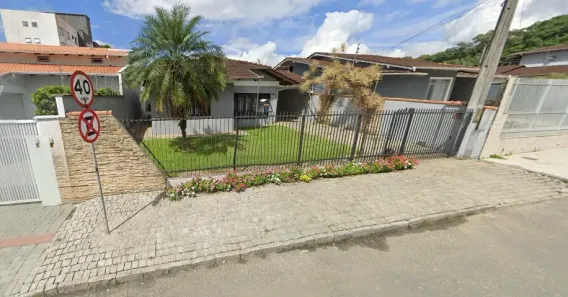 Casa com 3 Quartos à venda, 161m² no Glória, Joinville