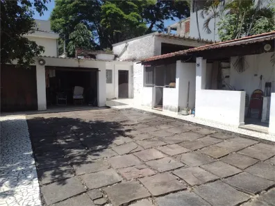 Casa com 3 Quartos à venda, 250m² no Vila Irmãos Arnoni, São Paulo