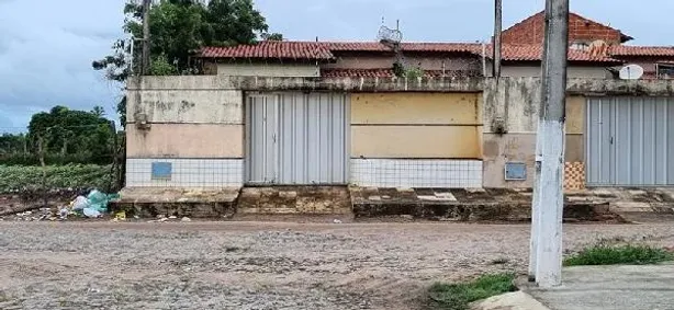 Casa com 1 Quarto à venda, 240m² no , Cascavel