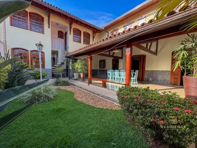 Casa com 4 Quartos à venda, 383m² no Jardim Amália, Volta Redonda